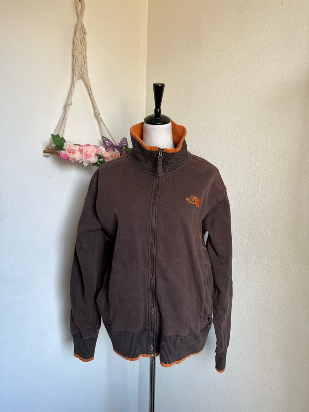 Men’s The North Face Brown Full-Zip Jacket with Orange Accents size L